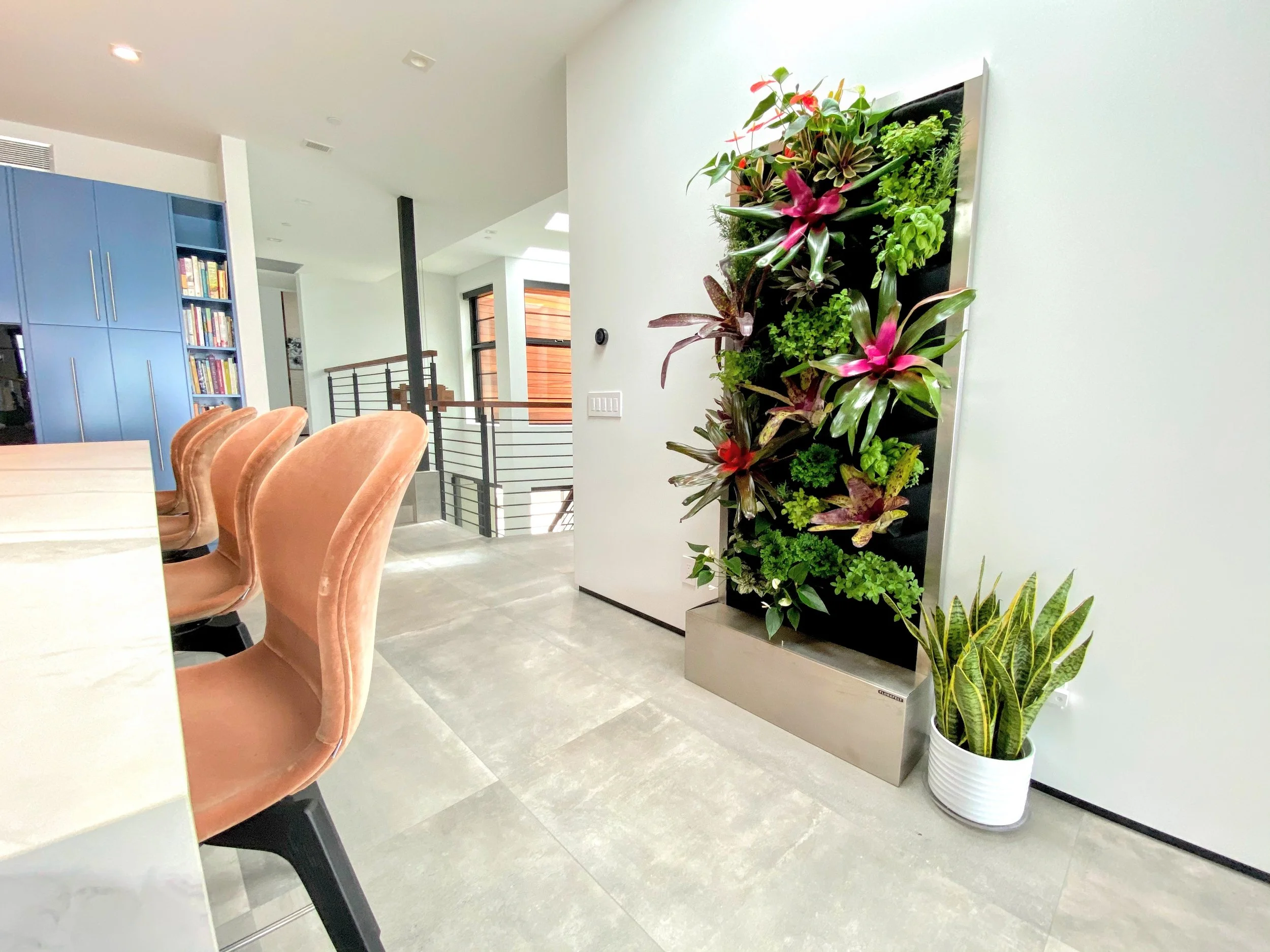 Florafelt Vertical Garden Recirc Systems — Florafelt Living Wall